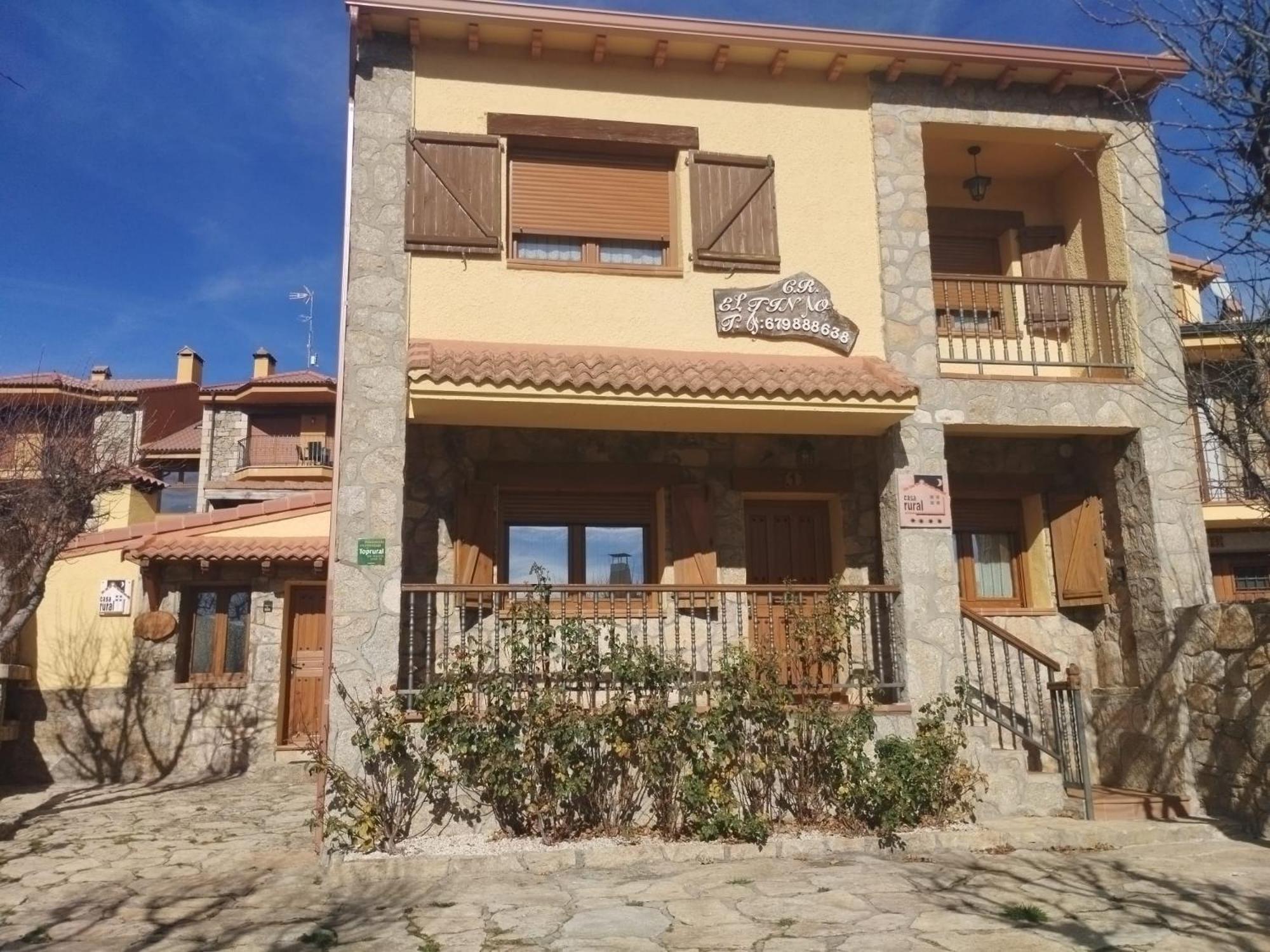 Tinao De Gredos Villa Barajas de Gredos Exterior photo